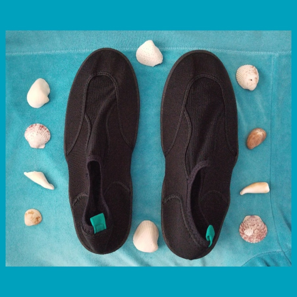 Vintage 90s Men’s Black Mesh SAND & SUN Summer Beach Pool Water Shoes Size 9